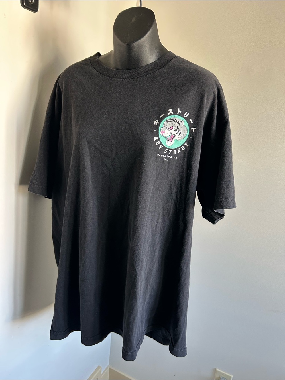 Key Street XL Men’s 100% Cotton Black Short-Sleeve